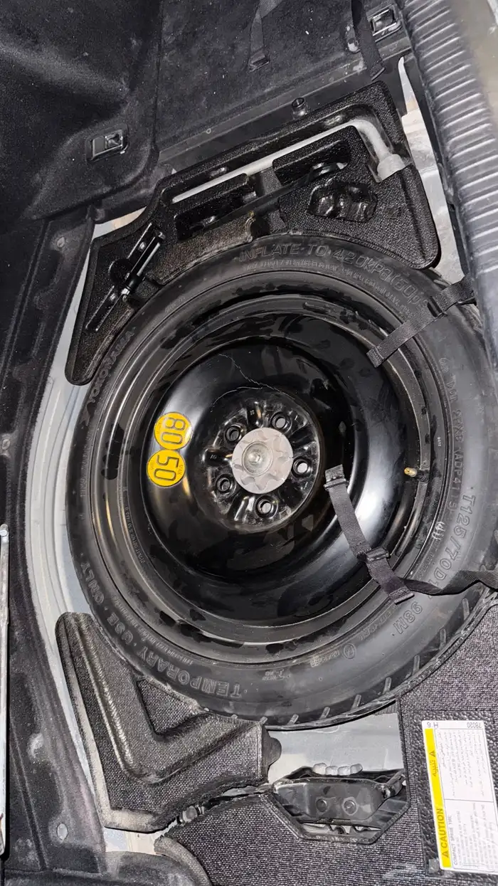 لكزس is2016 بدي وكاله 24