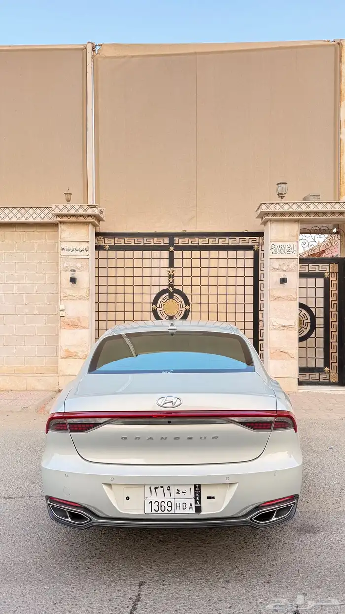 هيونداي ازيرا 2020 ( بنزين ) v6 فل كامل 3