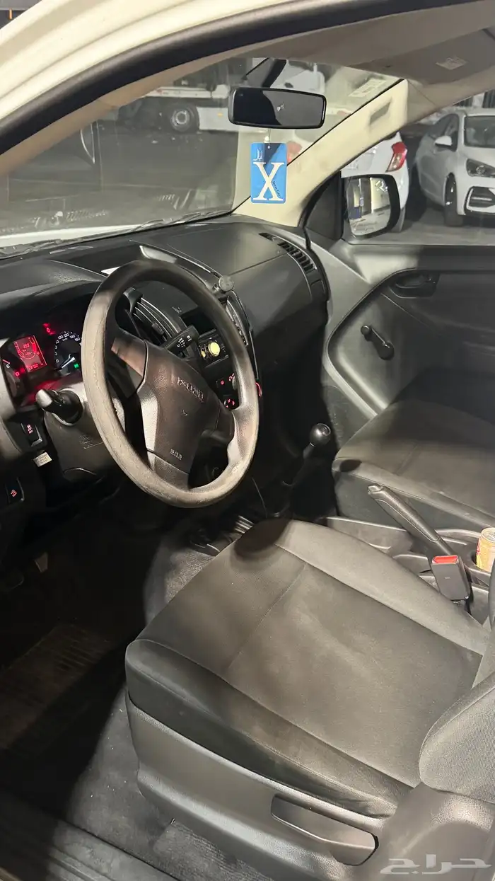 ايسوزو ديماكس غمارتين عداد 29ألف فقط 10