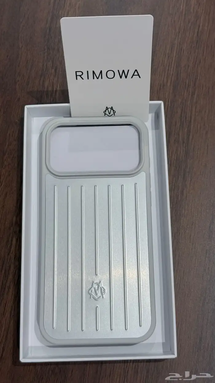 للبيع كفر جوال ماركة ريموا للأيفون 3