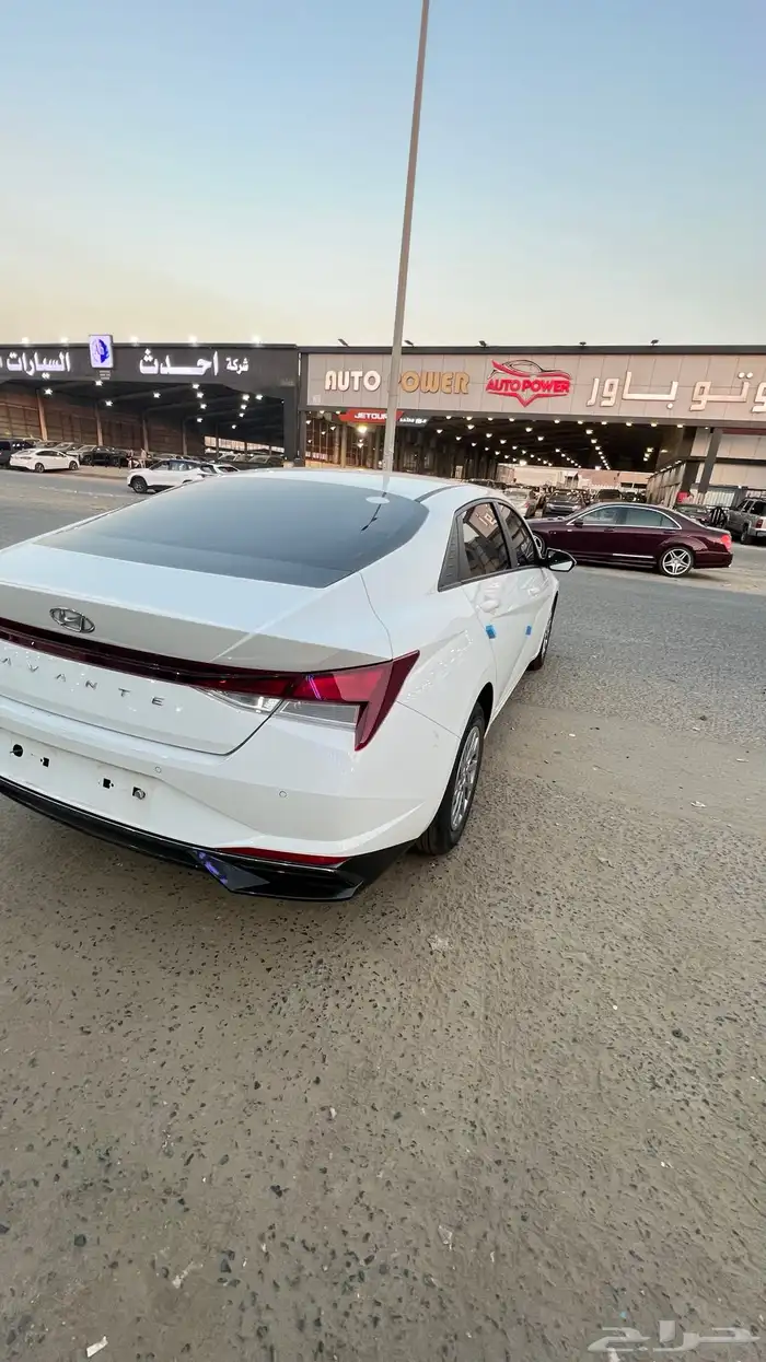 النترا 2021 نص فل 1.6 بنزين 7