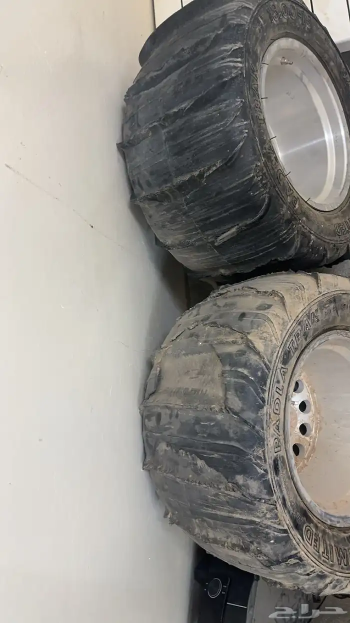 للبيع جنوط 12 انش مع جرافات مقاس 15 2