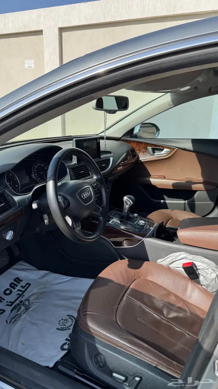اودي A7   Audi 40