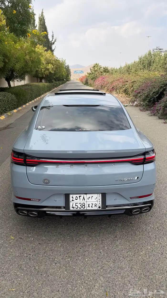 جيلي بريفيس 2025 8