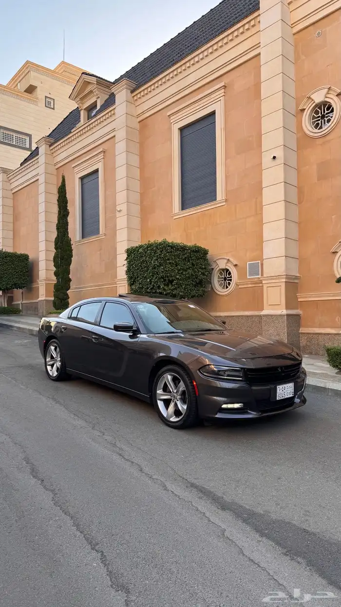 تشارجر 2018 SXT plus 9