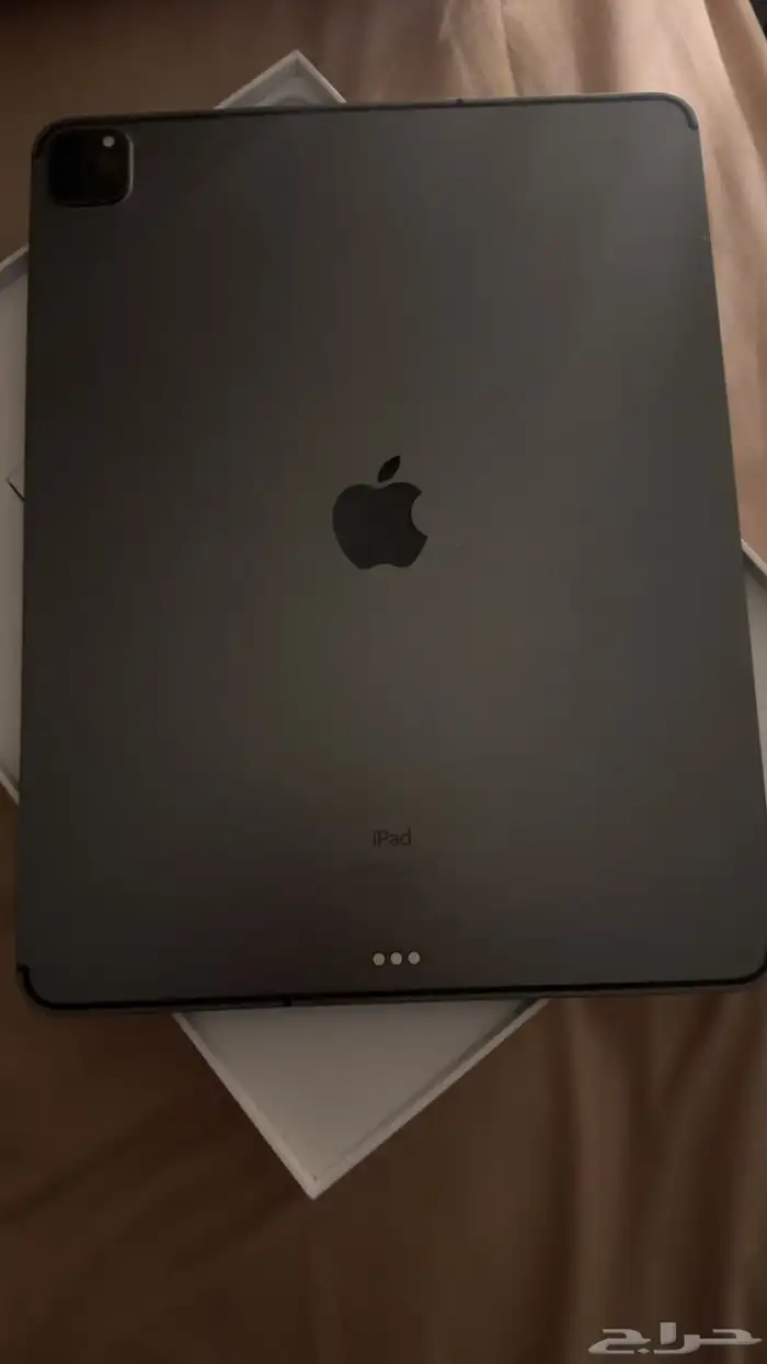 ايباد برو12.9اينش ومساحة 1 تيرا 0
