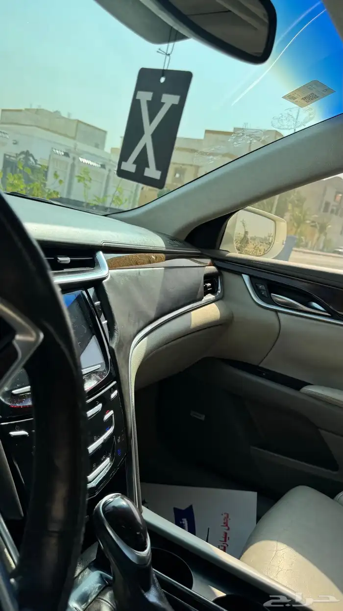 كاديلاك XTS 11