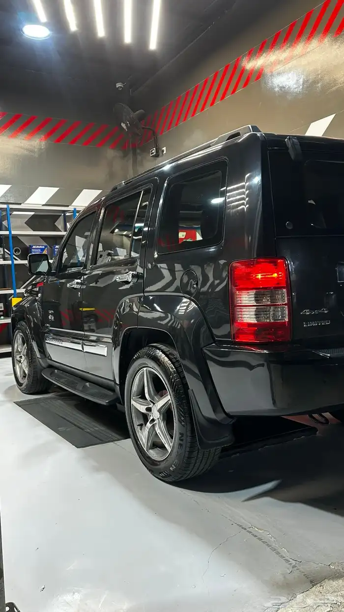 جيب شروكي ليمتد 2012 3