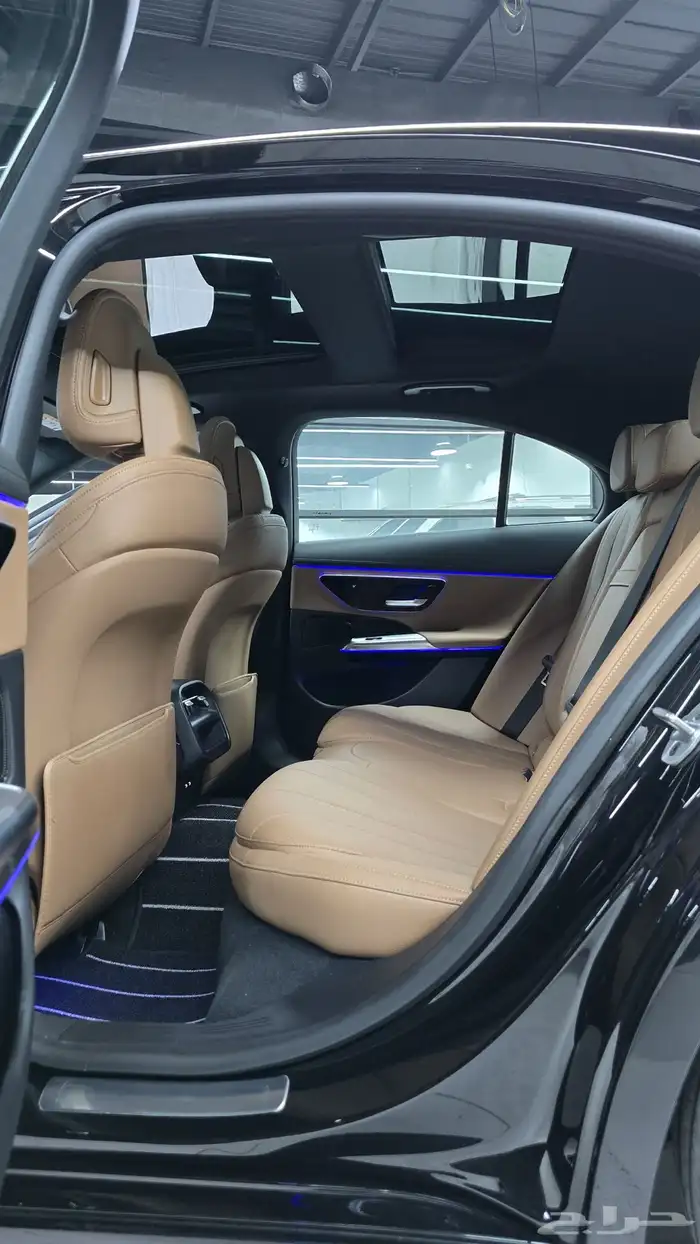 مرسيدس E200 موديل 2024 22