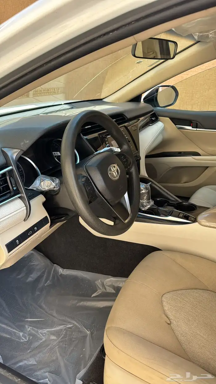 كامري 18 ستاندر ابيض . 8