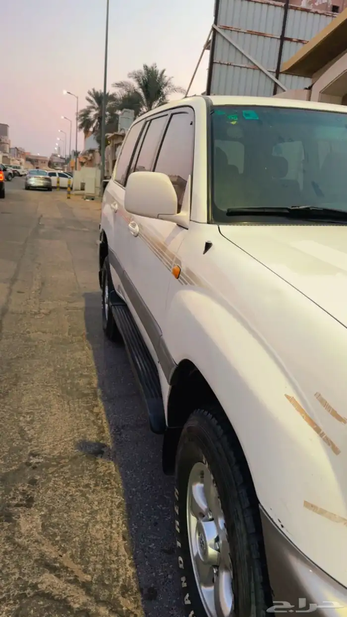 للبيع لاندكروزر 1998 VX-R قير عادي 3