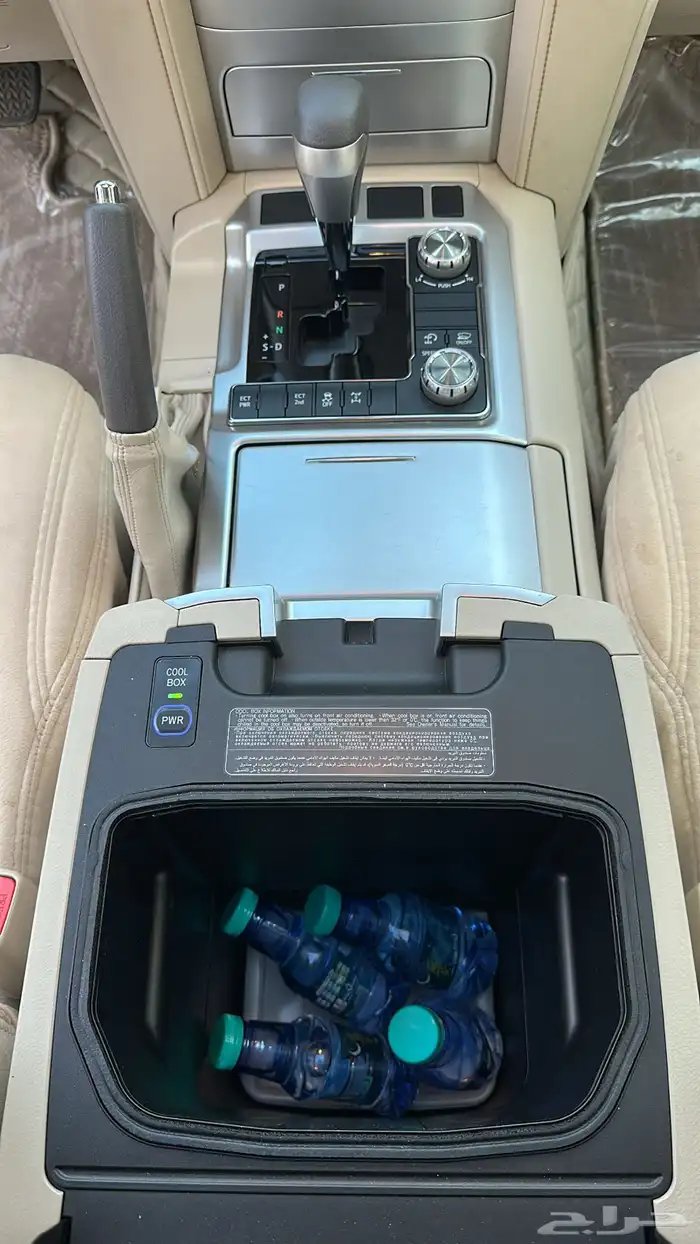 لاندكروزر 2020 مخزن للبيع 16