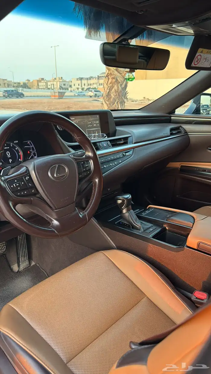 لكزس ES250 موديل 2021 نظيفة جدا  مالك ثاني 9