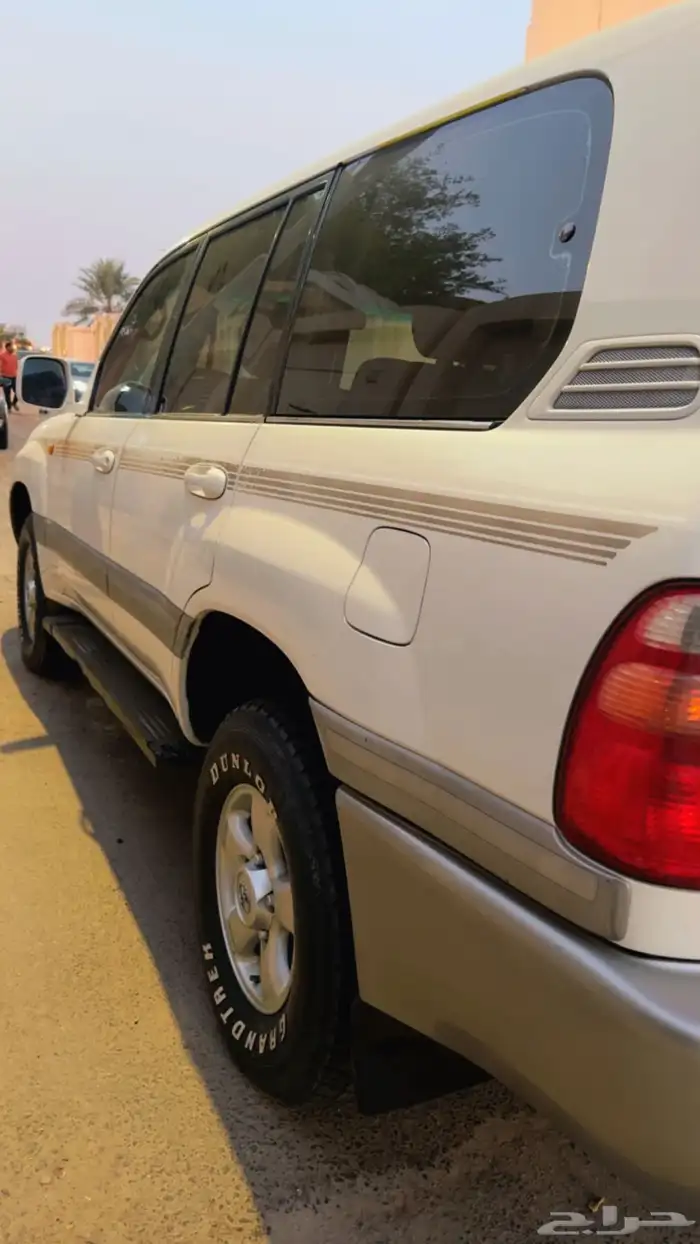 للبيع لاندكروزر 1998 VX-R قير عادي 2