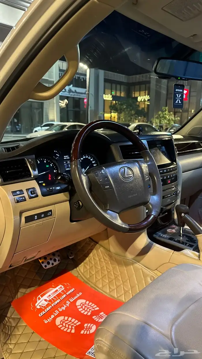 جيب لكزس 2014 نظيف للبيع 1
