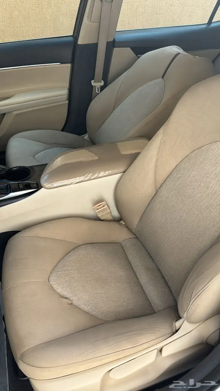 كامري 18 ستاندر ابيض . 9