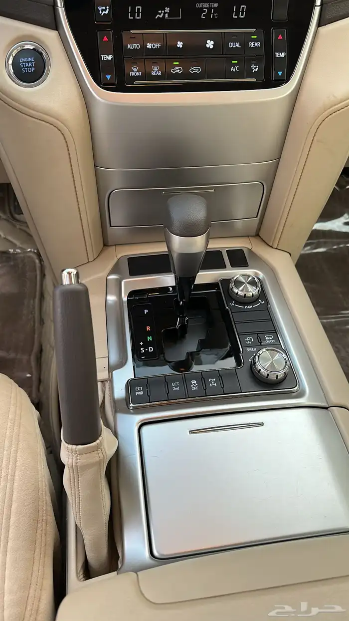 لاندكروزر 2020 مخزن للبيع 15