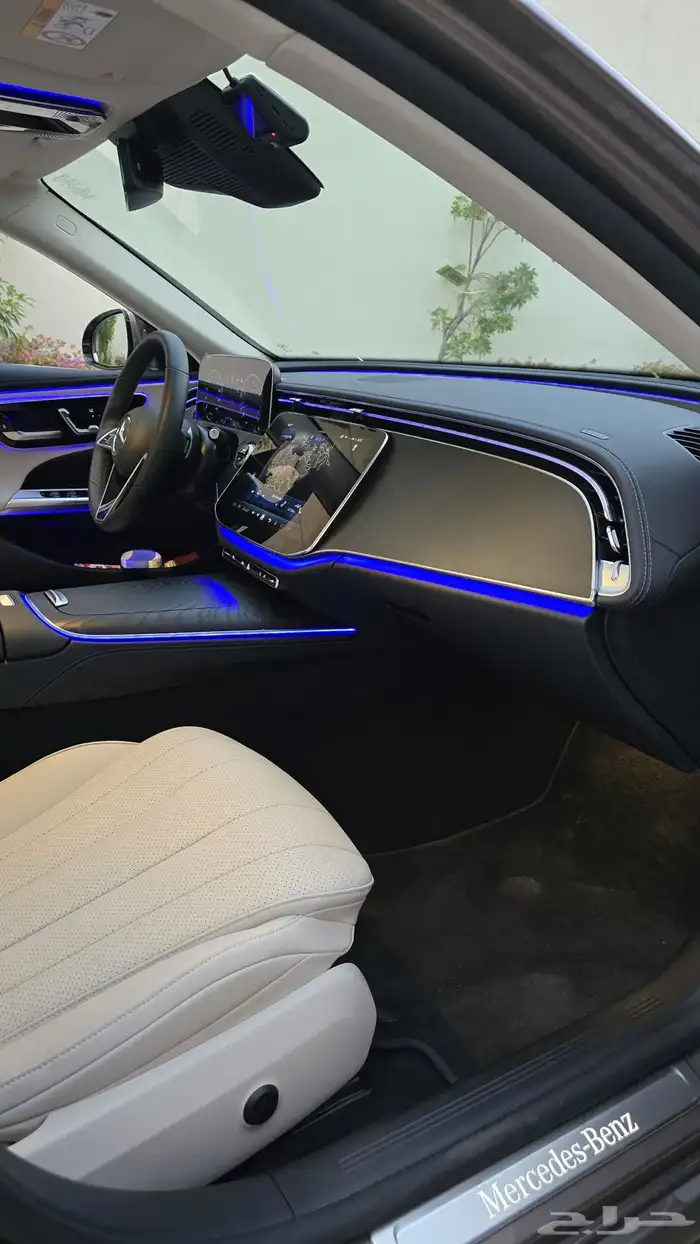 مرسيدس E200 موديل 2024 23