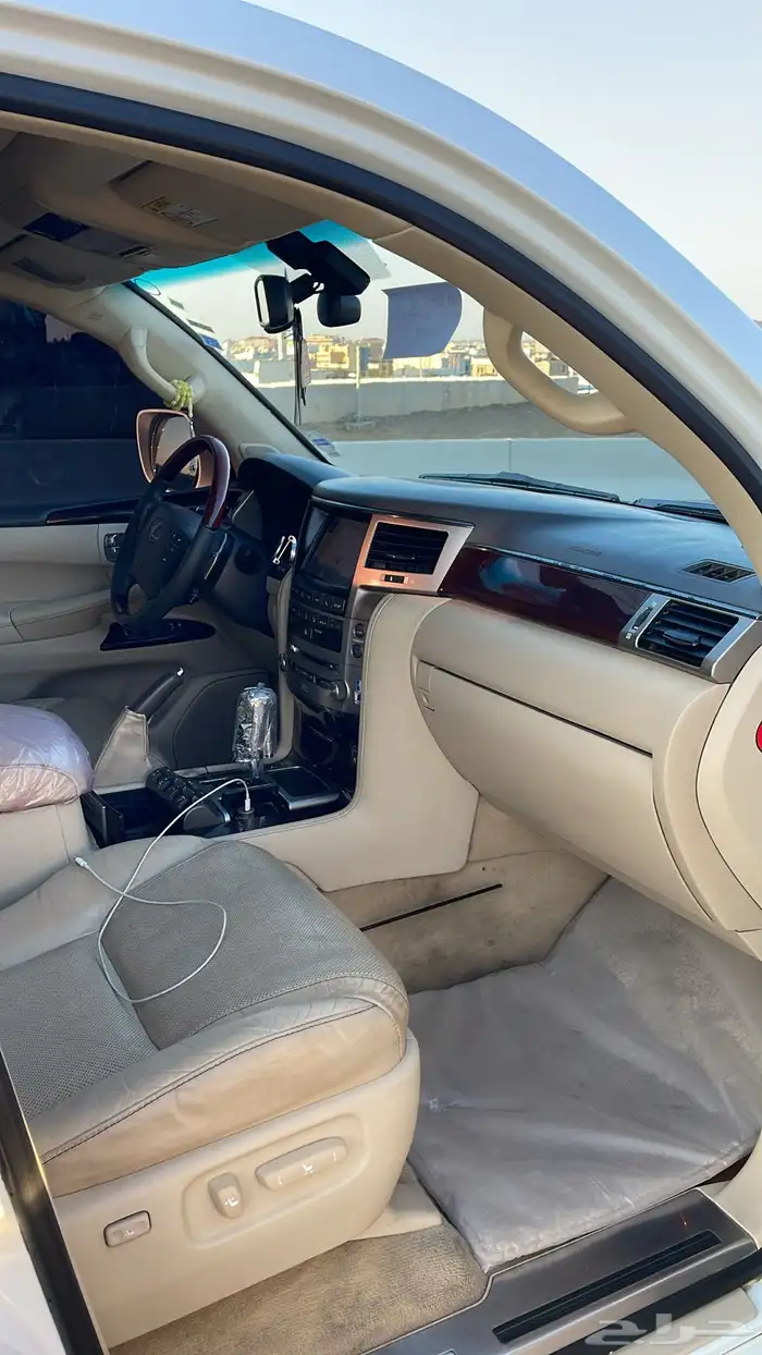 لكزز 2013 بريمي 8