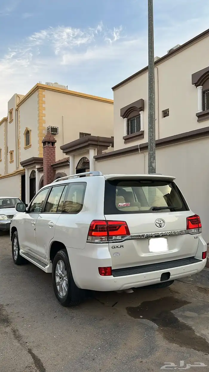 لاندكروزر 2020 مخزن للبيع 0