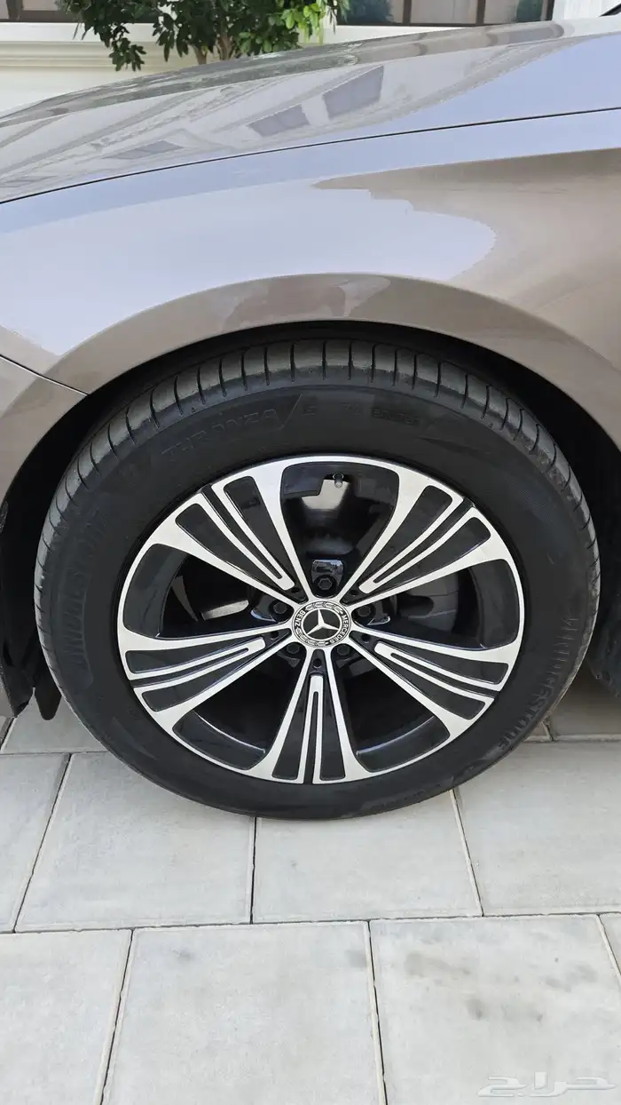 مرسيدس E200 موديل 2024 38