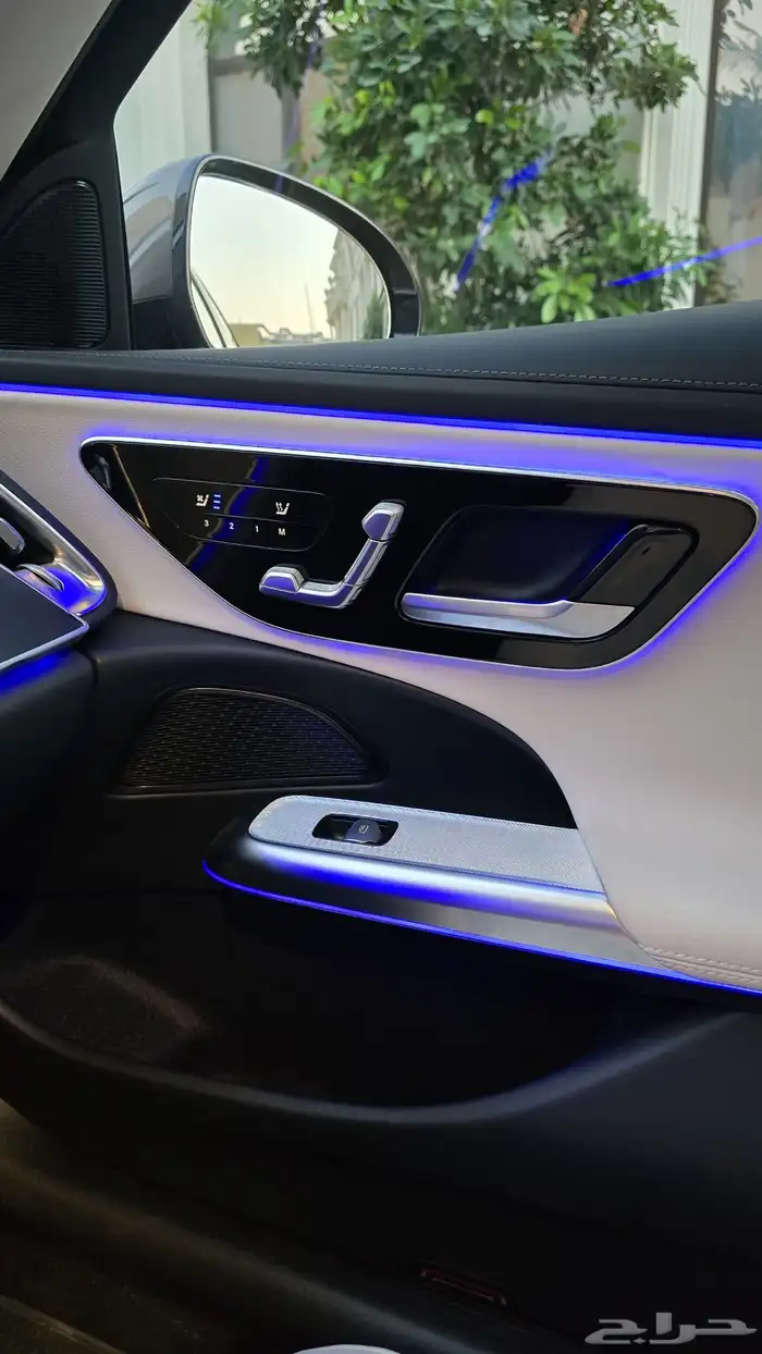 مرسيدس E200 موديل 2024 33