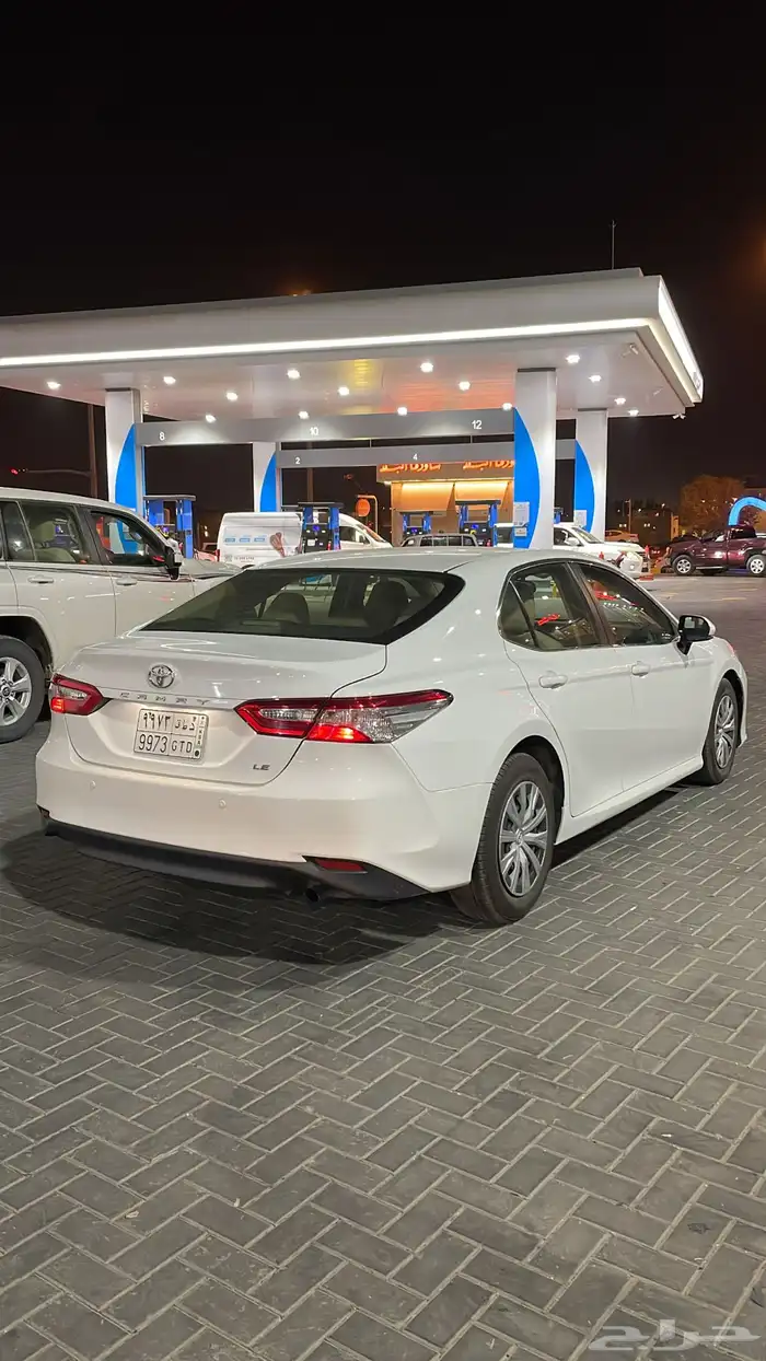 كامري 2019 LE سعودي نظيف مالك اول 0