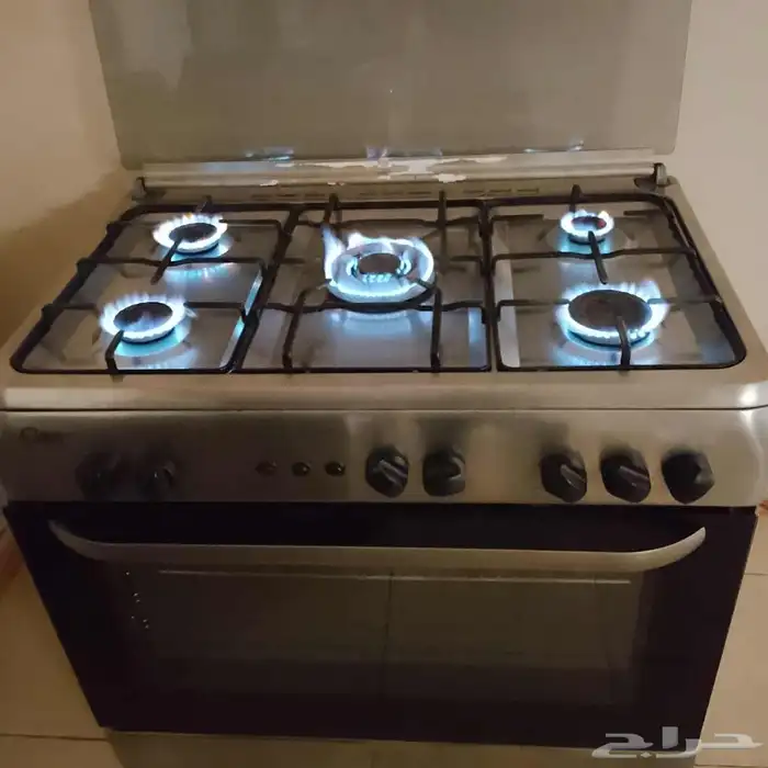 فرن غاز وغسالة 6