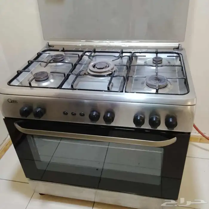 فرن غاز وغسالة 0