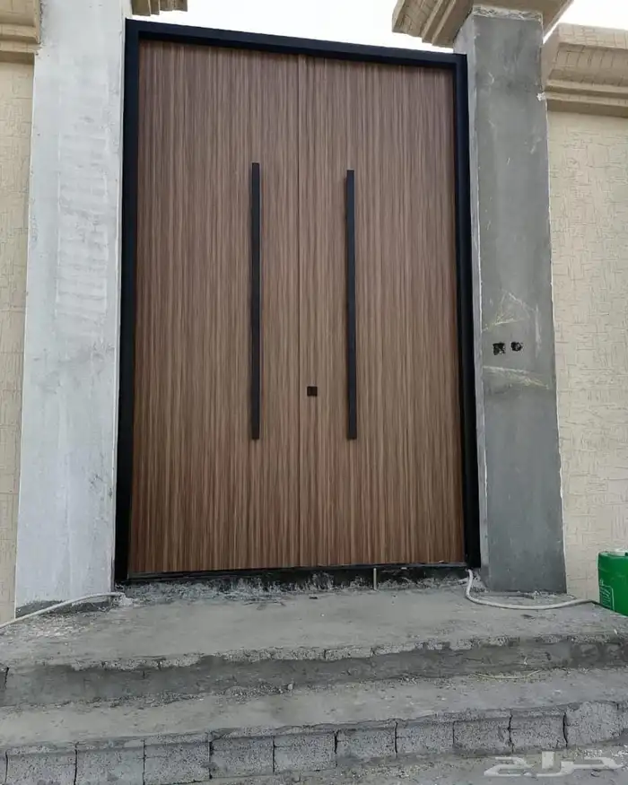 أبواب حديد كلادينج وطورائ ونوافذ الألومنيوم 0