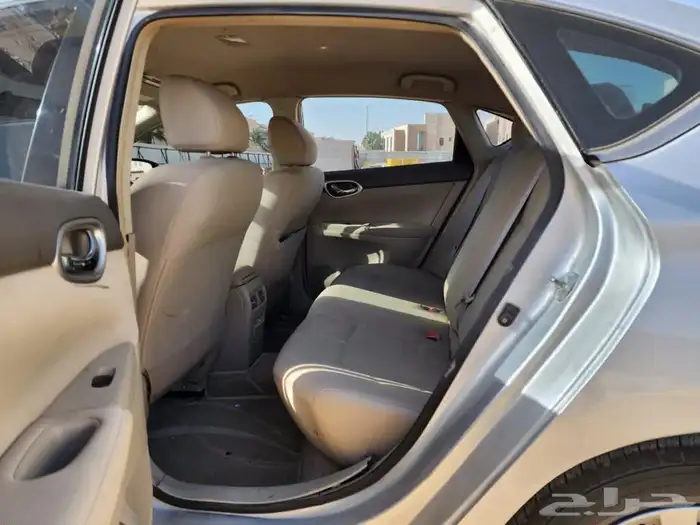 نيسان سنترا 2015 3