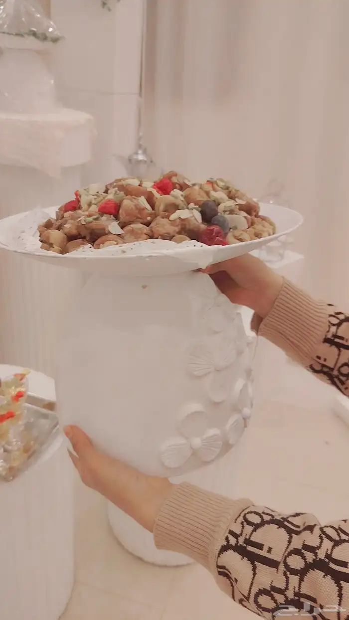 مضيفات زواجات ومناسبات الباحه 1