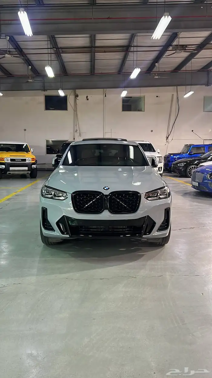 بي ام دبليو اكس 4 0