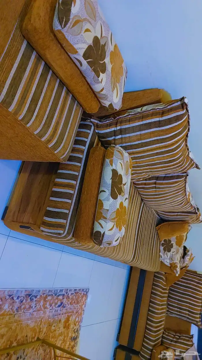 كنب شكل L السعر 270 للبيع المستعجل 2