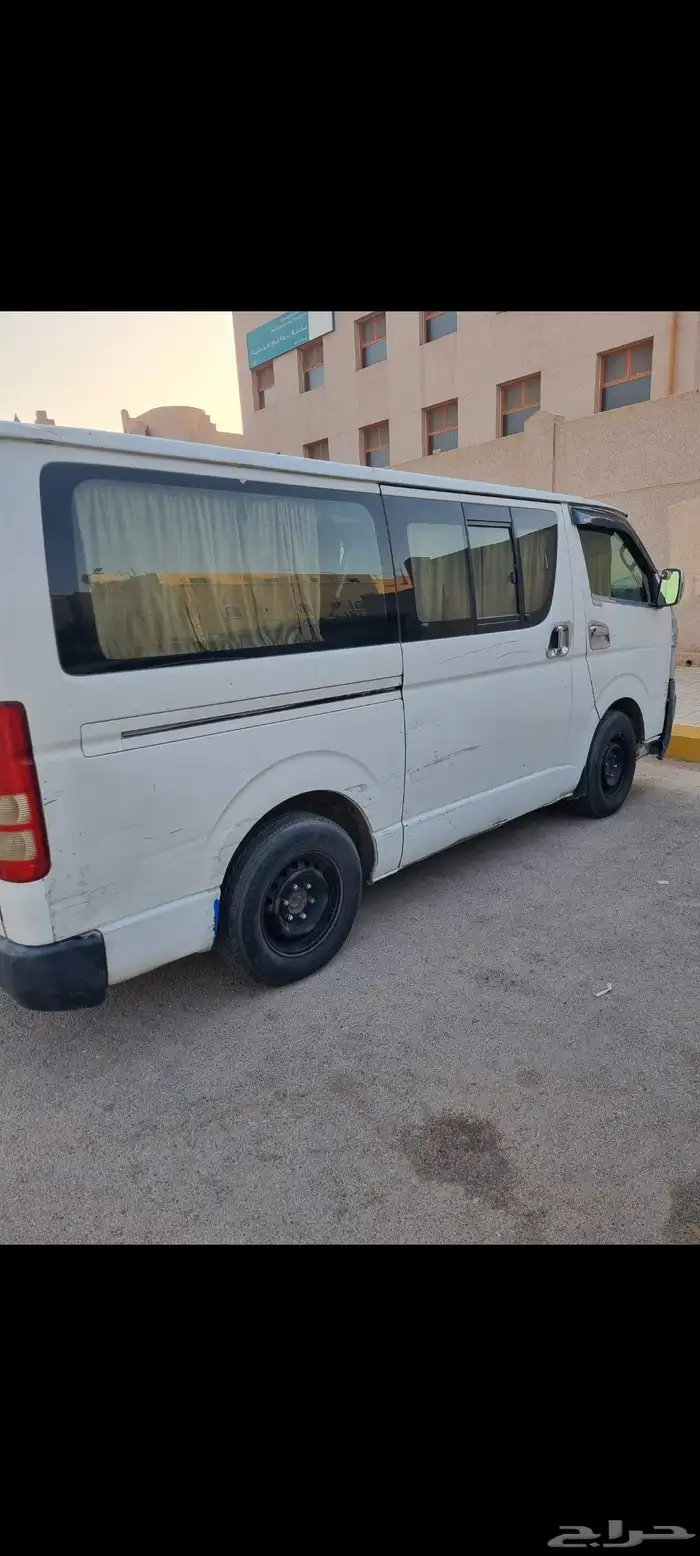 للإيجار باص تويوتا 2