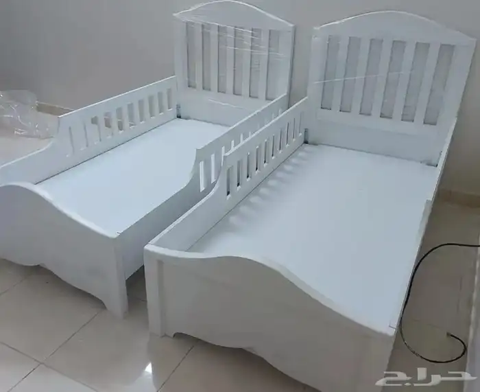 سرير خشب أطفال الون ابيض جديد المقاس 80 160 7