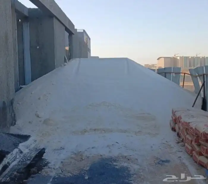 رمل ابيض حق تيماء توريد جميع انواع التراب وافضل سعر 0