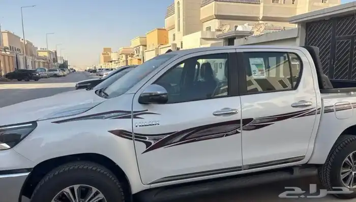 هايلوكس قير عادي وكالة بنزين 2025 دبل S-GLX 0