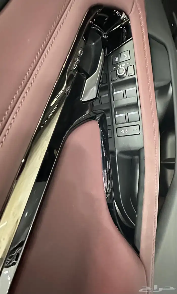 رنج روفر SE ايفوك 2025 (خليجى وارد الإمارات) 10