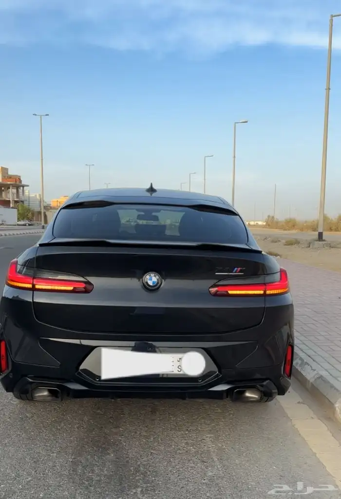BMW x4 2023 - بي ام اكس4 2023 3