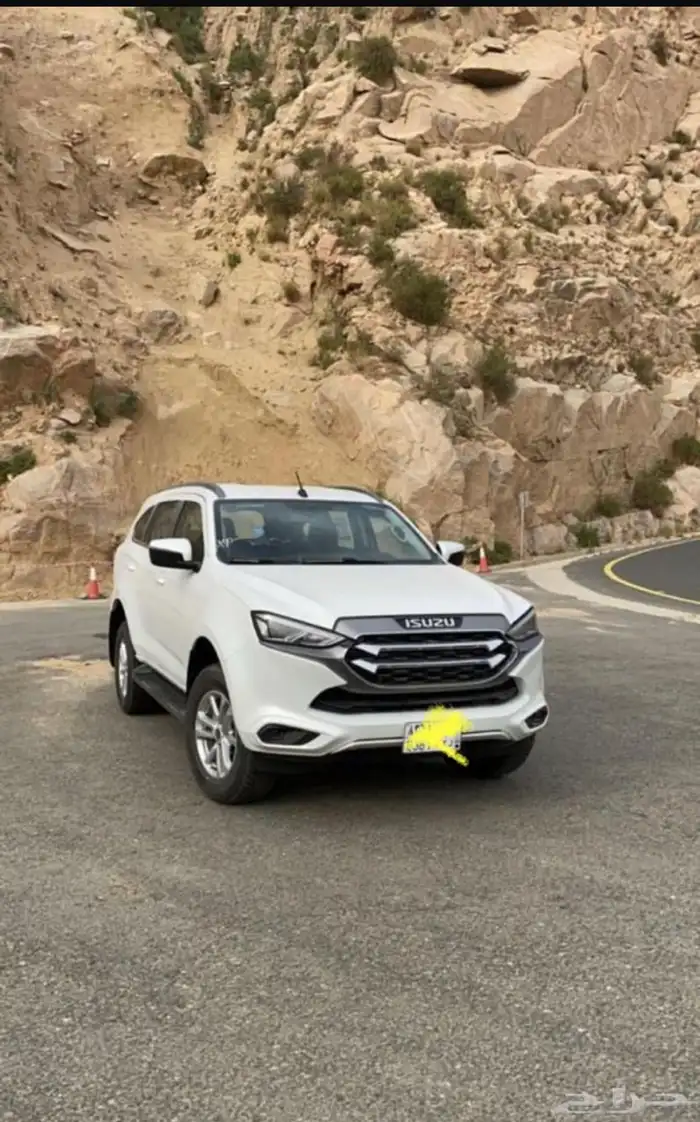 للبيع MUX ايسوزو على يدي من الوكالة 0