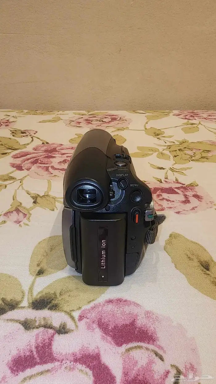 كاميرا samsong VP-D371i PAL للفيديوهات مع كل ملحقاتها 4