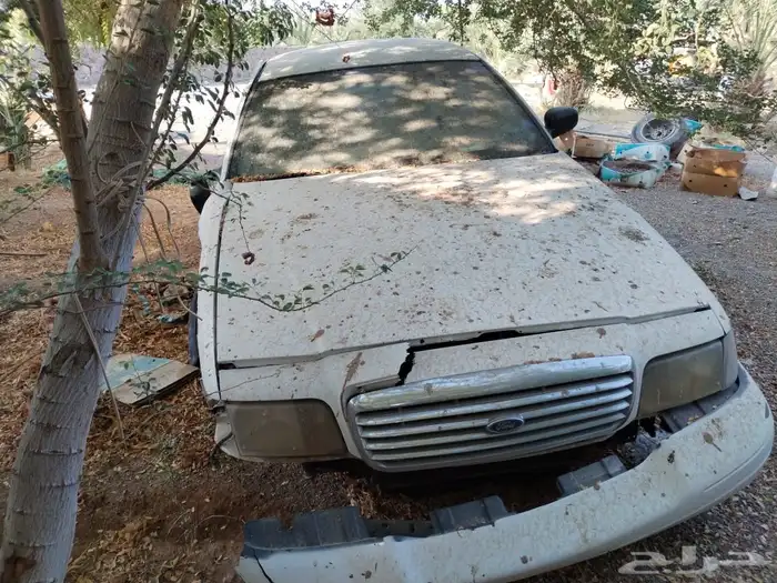 فورد فكتوريا 2004 2