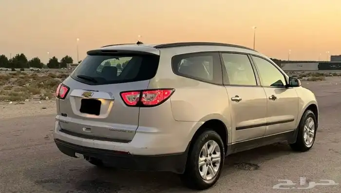 سيارة ترافيرس 1