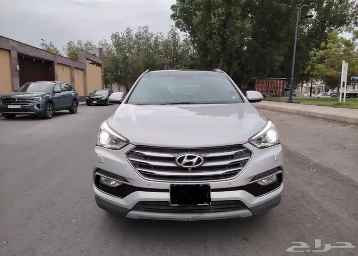 Hyundai Santafe 2018 Full Option for sale 0