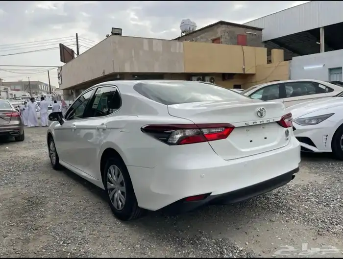 تويوتا كامري 2022 استندر شبه اصفار 2