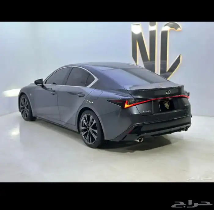لكزس IS 350 F 5