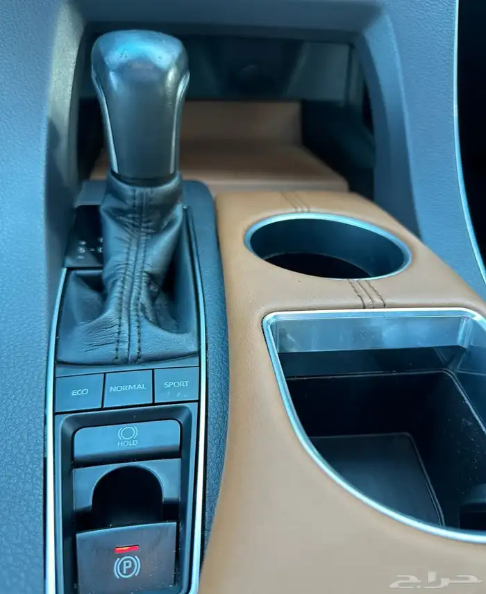 تايوتا فالون ليمتد خليجي اعلى فئة 8