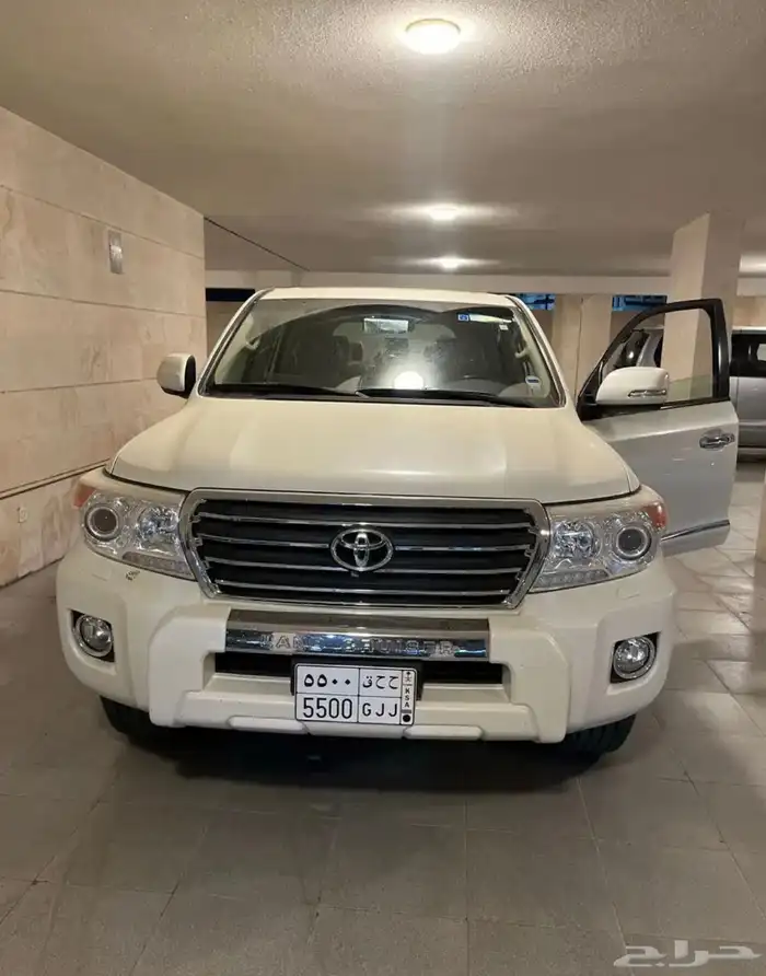 لاندكروزر 11