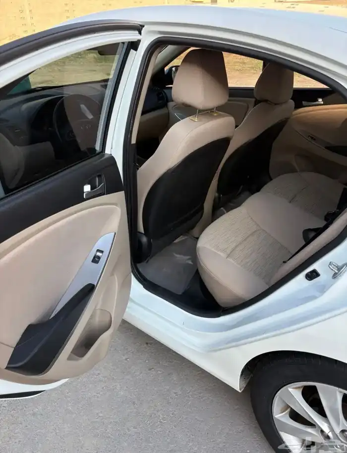 اكسنت فل كامل 2016 مكينه كبيره نظيف 7